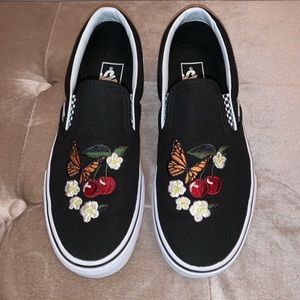 Black Checker Floral Slip-On Vans (BRAND NEW)